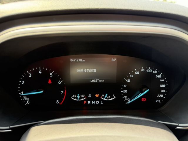 Focus 5D 1.5 成真型  1.5L Ti-VCT高效引擎，動力順暢省油  底盤操控一流，彎道穩定好開  第11張相片