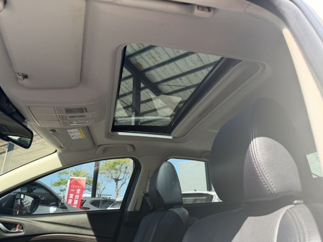 旗艦型 小改款 日系進口質感房車首選！「好開、省油、有質感」的中大型房車 這台馬6 絕對值得入手！  第20張相片