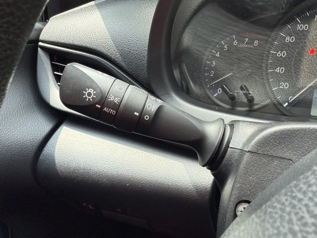 經典款 超省油小車王！好開又好養 高妥善率，耐用又保值 新手  小資族最愛代步車  第11張相片