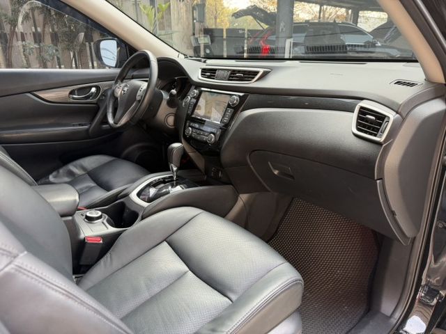 X-Trail 2.5旗艦版「一台搞定通勤＋全家出遊＋露營生活的萬用SUV！」超值入手價，直接升級全家幸福感！  第7張相片