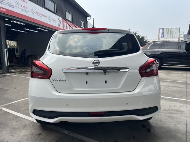 豪華版 選一台懂家的車，就是選一種溫暖的生活方式。Tiida，不只是代步，更是家的延伸  第3張相片