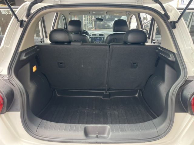 豪華版 選一台懂家的車，就是選一種溫暖的生活方式。Tiida，不只是代步，更是家的延伸  第4張相片