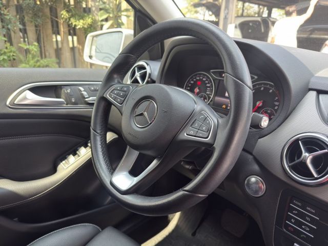 「用國產車的預算，開進賓士世界，這台A180就是最聰明的選擇。」買這台是「升級生活質感」  第10張相片