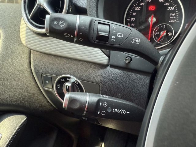 「用國產車的預算，開進賓士世界，這台A180就是最聰明的選擇。」買這台是「升級生活質感」  第13張相片