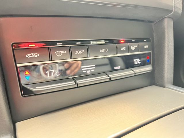 賓士E-Class一直是豪華房車的標竿 而這台E200 Classic，更是經典中的經典款  第18張相片