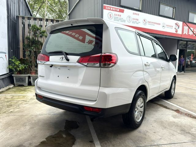 精緻版 省油、強勁馬力及大、寬、平的車室空間 頭家的好伙伴！  第2張相片