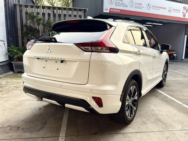 S-AWC旗艦型 日系原裝跑旅，結合性能、科技與安全，一開上路就與眾不同。4WD ACC 環景  第2張相片