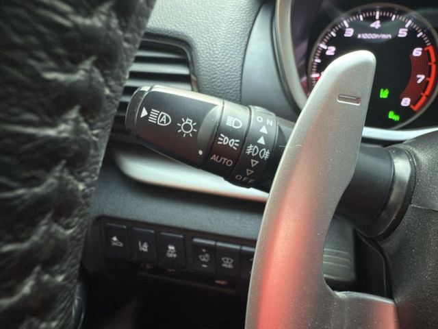 S-AWC旗艦型 日系原裝跑旅，結合性能、科技與安全，一開上路就與眾不同。4WD ACC 環景  第13張相片