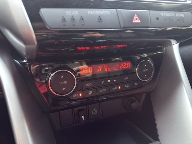 S-AWC旗艦型 日系原裝跑旅，結合性能、科技與安全，一開上路就與眾不同。4WD ACC 環景  第17張相片