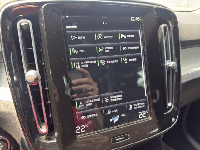 T3  北歐質感 × 安全科技 × 都會跑旅首選 多處貼心收納＋實用車室設計，不論通勤、購物、接送小孩都超好用。  第17張相片