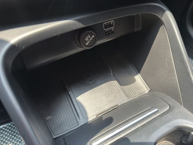 T3  北歐質感 × 安全科技 × 都會跑旅首選 多處貼心收納＋實用車室設計，不論通勤、購物、接送小孩都超好用。  第18張相片