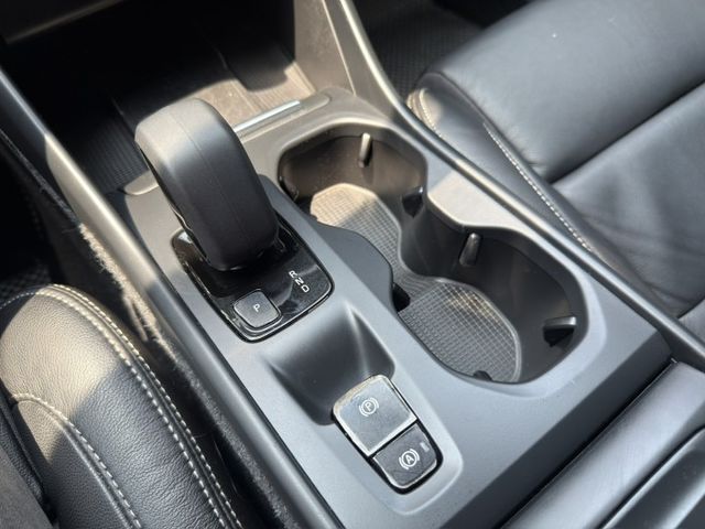 T3  北歐質感 × 安全科技 × 都會跑旅首選 多處貼心收納＋實用車室設計，不論通勤、購物、接送小孩都超好用。  第19張相片