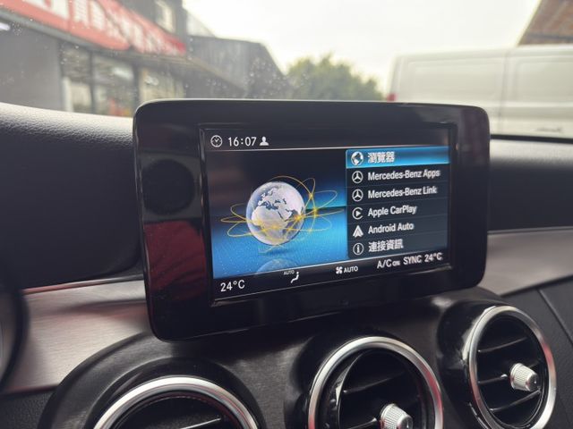 C200 Avantgarde 當你努力走到一定高度，選擇的車，也該跟得上你的格局。1.5L渦輪+EQ Boost輕油電  第16張相片