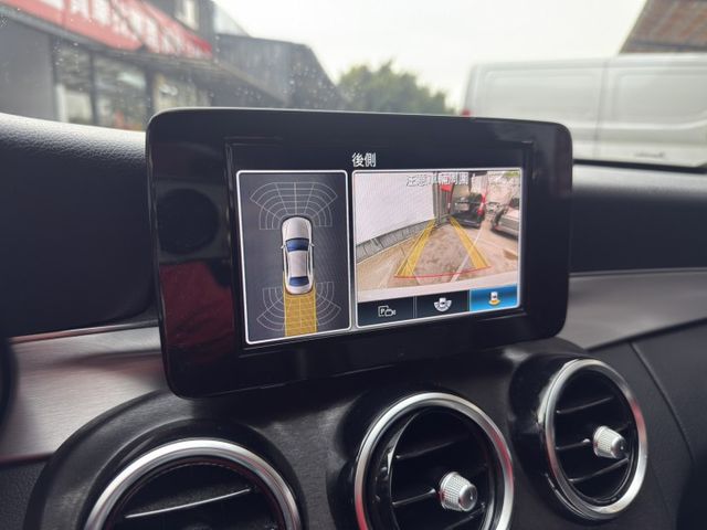 C200 Avantgarde 當你努力走到一定高度，選擇的車，也該跟得上你的格局。1.5L渦輪+EQ Boost輕油電  第17張相片