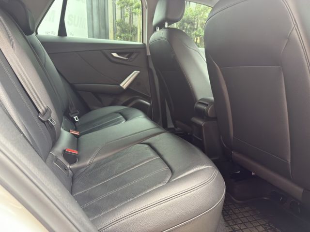 Q2 35 TFSI Luxury ✔ 渦輪動力＋省油科技 ✔ 豪華真皮座艙＋雙區恆溫 ✔ 靈活車身，好停好開超輕鬆  第7張相片