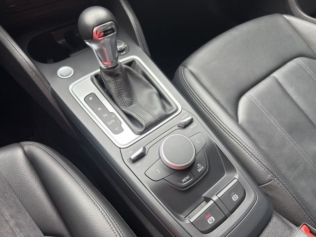 Q2 35 TFSI Luxury ✔ 渦輪動力＋省油科技 ✔ 豪華真皮座艙＋雙區恆溫 ✔ 靈活車身，好停好開超輕鬆  第18張相片