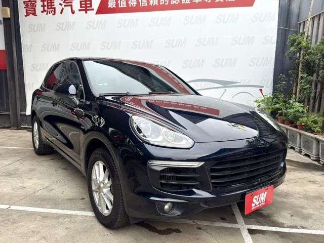 Cayenne Diesel 低調奢華 深藍魅力登場 現在用超親民價格 就能入手當年百萬等級豪華休旅，品質、性能、品牌一  第1張相片