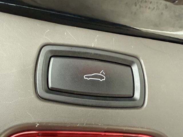 Cayenne Diesel 低調奢華 深藍魅力登場 現在用超親民價格 就能入手當年百萬等級豪華休旅，品質、性能、品牌一  第5張相片