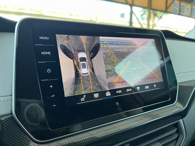 230 TSI Style Design 潮流小休旅，質感與科技一次到位 好開、好停、好安全，還很有型——這就是你每天都  第14張相片