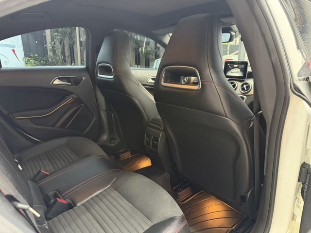 CLA250 白色登場！保值性高、氣質加分 特別推薦給：文教工作者、藝術創作者、講究形象的中小企業女老闆  第7張相片