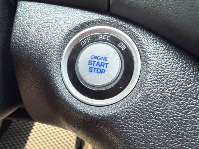 旗艦版 177匹＋7速DCT，動力強又省油，歐化操控與高剛性車體，安全、好開又有質感，是少數「什麼都到位」的中型  第15張相片