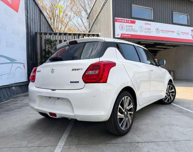 GLX 輕油電小鋼炮 SHVS輕油電系統 省油又順暢，起步更輕快、通勤超有感 小車大享受、好開又好省  第2張相片