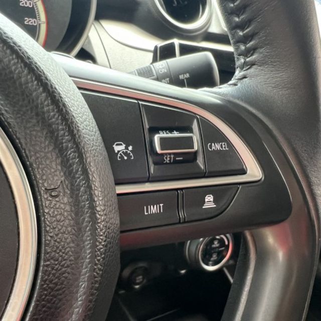 GLX 輕油電小鋼炮 SHVS輕油電系統 省油又順暢，起步更輕快、通勤超有感 小車大享受、好開又好省  第9張相片