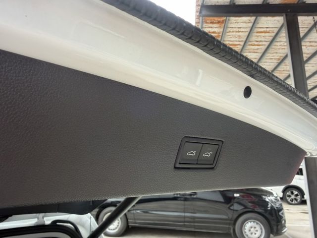 280 TSI Comfortline 動力夠、空間大、安全滿配，開起來穩、坐起來舒服 一台可以陪你通勤、載家人、跑長途  第5張相片