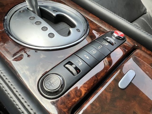 Bentley整車均在於英國Crewe工廠中，採用純手工所打造 原價 1280萬 現在入手不用1折價！  第16張相片