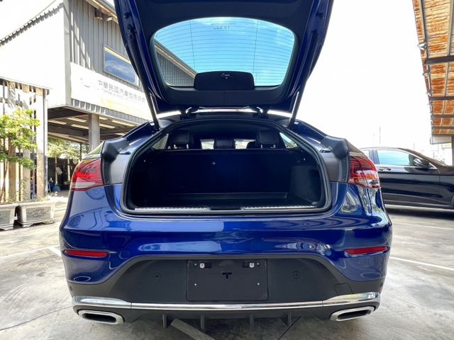 4MATIC 輕油電 10.25吋觸控螢幕＋mbux智慧聲控（hey 賓士！） 23p智慧駕駛輔助套件  第5張相片
