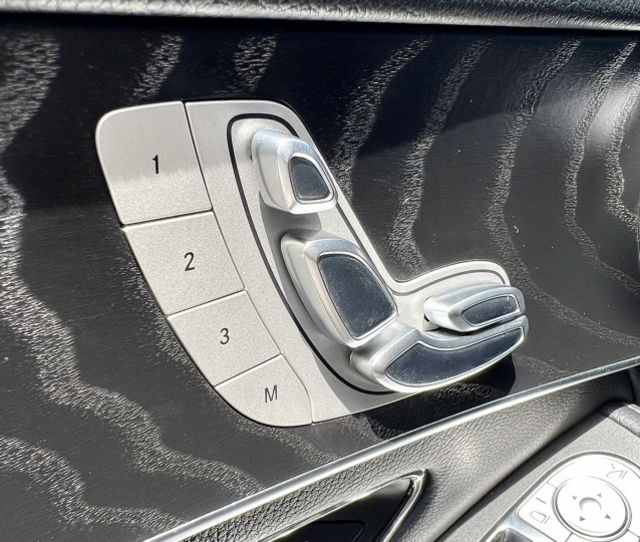 4MATIC 輕油電 10.25吋觸控螢幕＋mbux智慧聲控（hey 賓士！） 23p智慧駕駛輔助套件  第11張相片