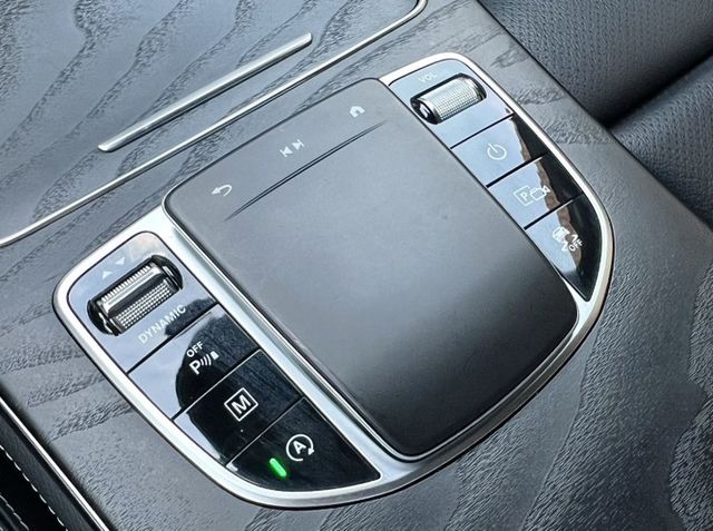 4MATIC 輕油電 10.25吋觸控螢幕＋mbux智慧聲控（hey 賓士！） 23p智慧駕駛輔助套件  第18張相片