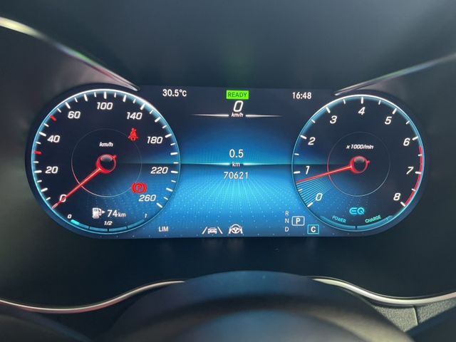 C-Class (W205) C200 星夜版 48V 輕油電 這台，這台，不只是C-Class 是你下一個階段的門面  第12張相片