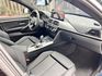 以跑車比例結合四門實用性，無窗框車門、Hofmeister kink C柱設計，外型典雅又不失運動氣息。內裝走豪華路線，  第7張縮圖