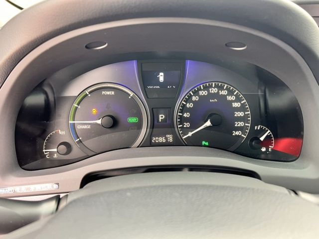 3.5L V6油電動力＋4WD四輪驅動，動力順暢、行路穩定，不論市區通勤或假日露營都輕鬆應對  第13張相片