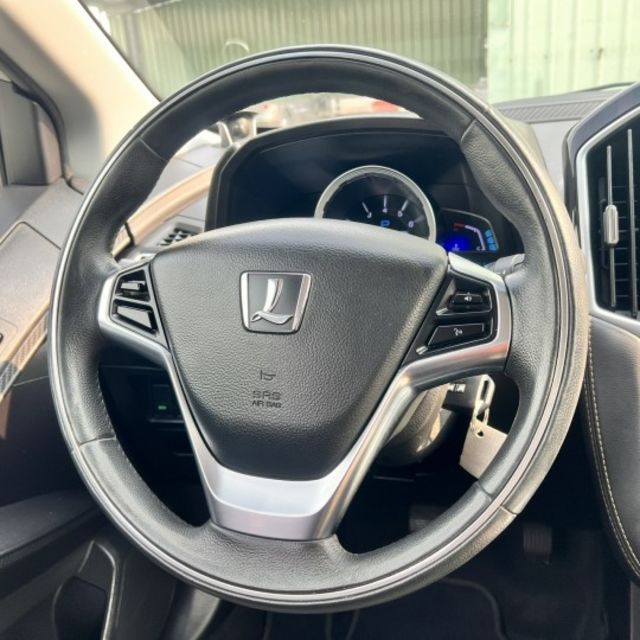 U6 GT智遊特仕版 想找一台「好開、省心、配備滿滿」的代步車嗎？日常通勤、接送家人，還是週末小旅行一台就能全搞定  第9張相片