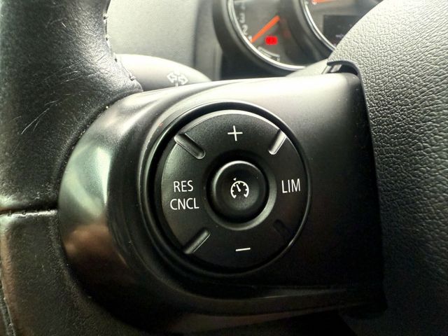 COOPER S 雙前跑車座椅 方向盤快控 定速 倒車顯影 電尾門 大行李箱空間！  第14張相片