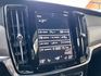 V90 Cross Country B5 Momentum 稀有釋出 旗艦跨界旅行車 錯過可能就沒下一台了。  第14張縮圖