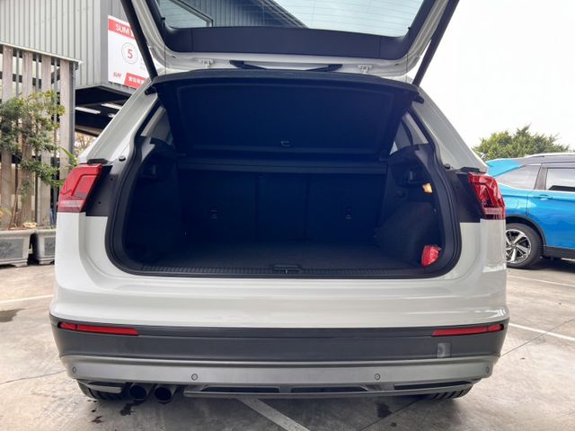 330 TSI Comfortline 德系進口休旅 性能穩 空間大 安全備配完整  第5張相片