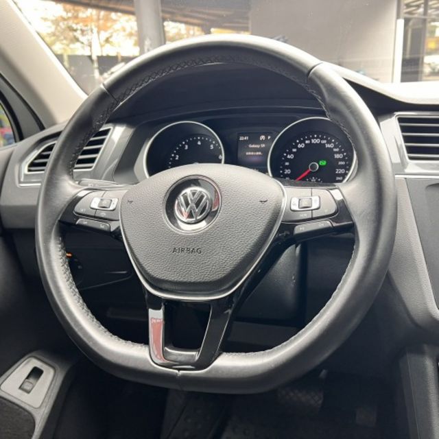 330 TSI Comfortline 德系進口休旅 性能穩 空間大 安全備配完整  第11張相片