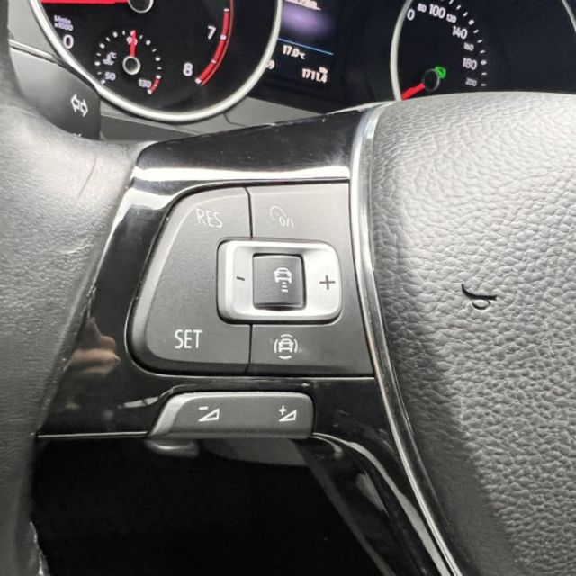 330 TSI Comfortline 德系進口休旅 性能穩 空間大 安全備配完整  第12張相片