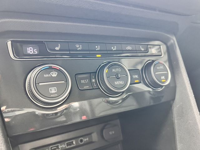 330 TSI Comfortline 德系進口休旅 性能穩 空間大 安全備配完整  第17張相片