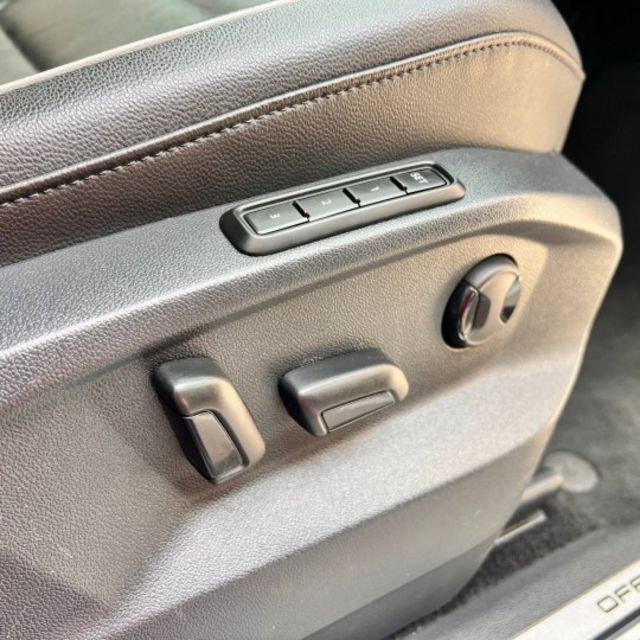 330 TSI COMFORTLINE✔ 德系操控穩定 ✔ 空間大、好載物 ✔ 安全配備完整 ✔ 適合家庭/通勤/長途  第10張相片