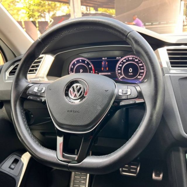 330 TSI COMFORTLINE✔ 德系操控穩定 ✔ 空間大、好載物 ✔ 安全配備完整 ✔ 適合家庭/通勤/長途  第12張相片