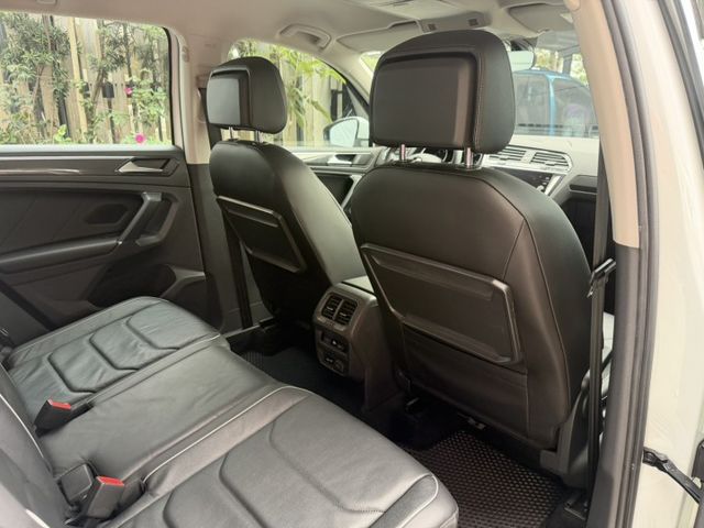 280 TSI Comfortline 動力夠、空間大、安全滿配，開起來穩、坐起來舒服 一台可以陪你通勤、載家人、跑長途  第8張相片