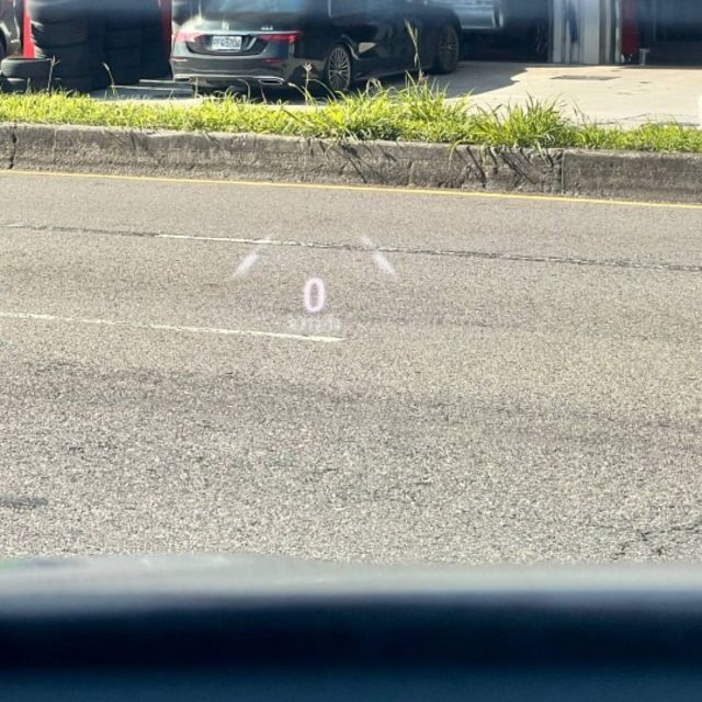 ST-Line運動化外型超有跑格，搭配歐系底盤操控，開起來穩又有駕馭樂趣 通勤代步到假日出遊都超可以！  第13張相片