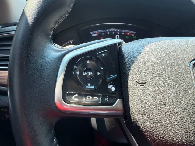 CR-V S版  以「好開、耐用、空間大」聞名，後座與行李廂表現優異 無論通勤、接送小孩或全家出遊都相當實用  第12張相片