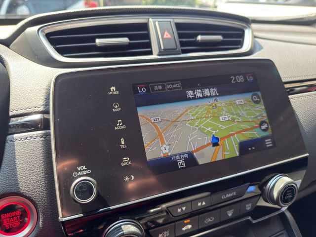 CR-V S版  以「好開、耐用、空間大」聞名，後座與行李廂表現優異 無論通勤、接送小孩或全家出遊都相當實用  第17張相片