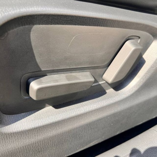 CX-5 20S Carbon Edition 純日本原裝進口，以日式職人工藝打造質感跑旅 ✔BOSE高級音響✔電動尾門  第8張相片