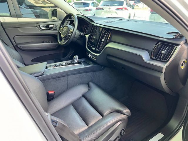 B5 AWD 不只是一台豪華休旅，更是把「安全、質感、科技」做到極致的北歐代表作 H.K音響 ACC跟車 360環景  第7張相片